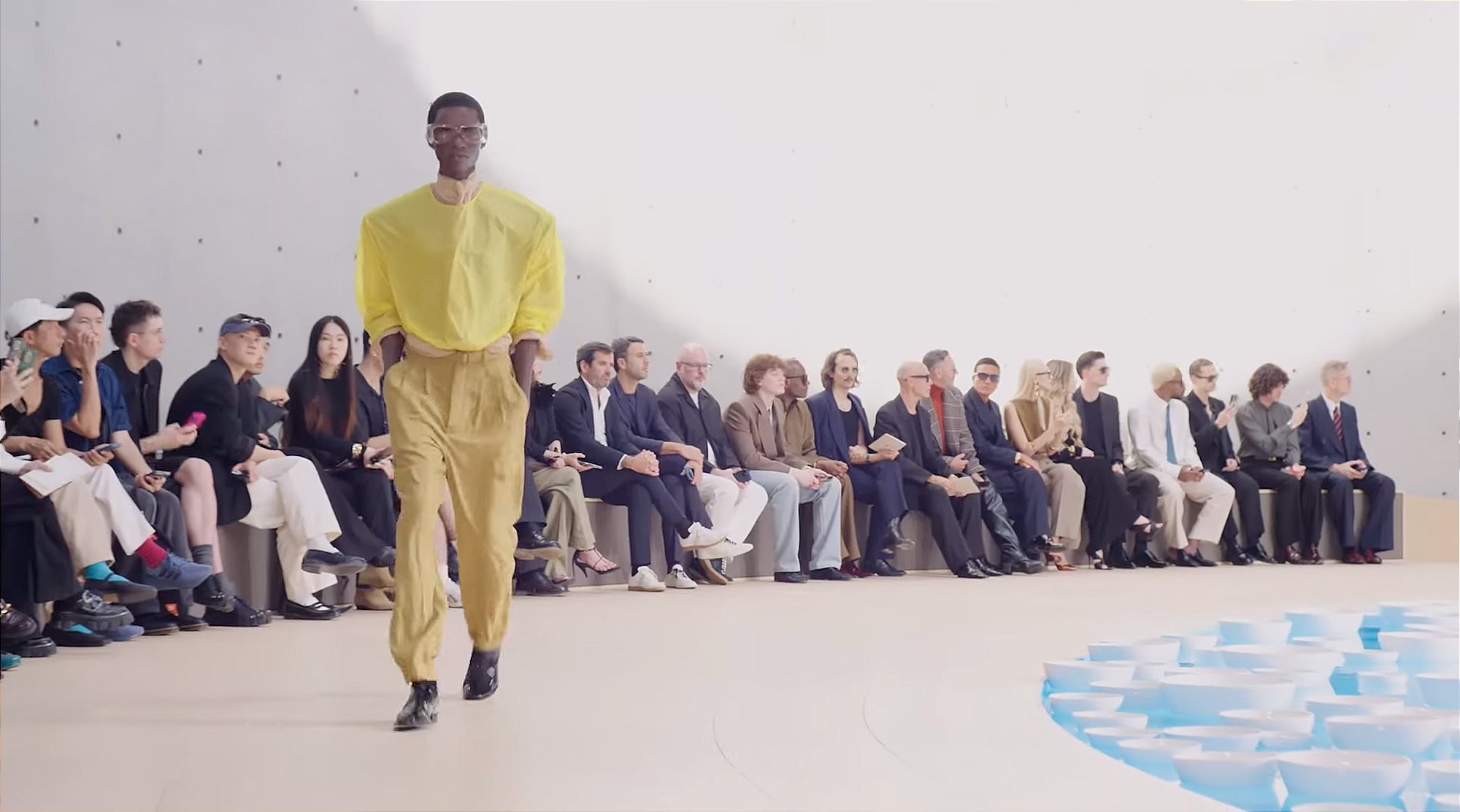 YSL Men's Summer 2026 Show—A Collection Draped in Ambiguity